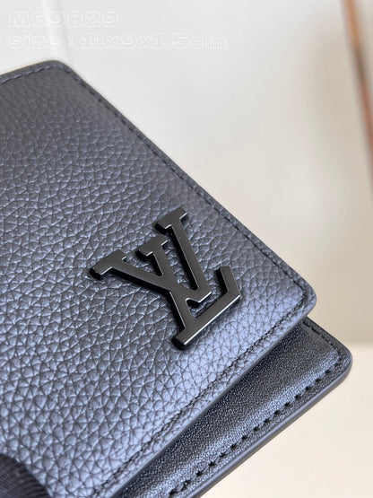 MULTIPLE WALLET AEROGRAM 10CM BLACK CALFSKIN