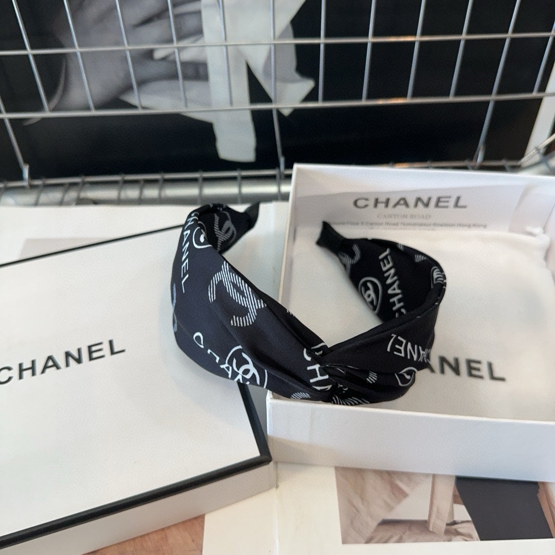 BLACK MONOGRAM FABRIC HAIRBAND 414446