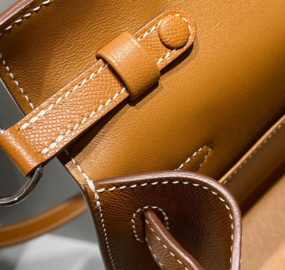 HM Kelly Elan 27cm Gold Leather Shw