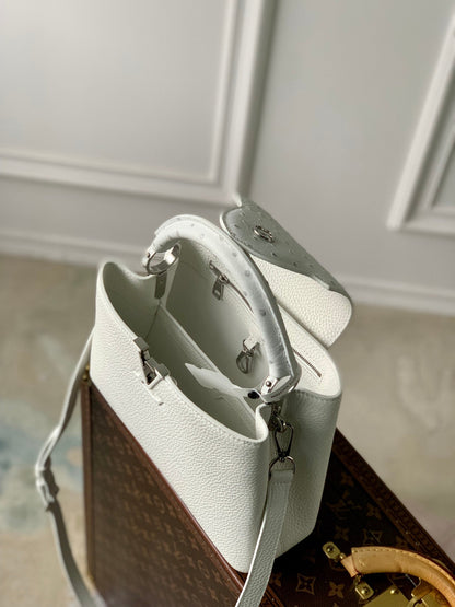 CAPUCINES BB 27 WHITE TAURILLON TURQUOISE SILVER HARDWARE