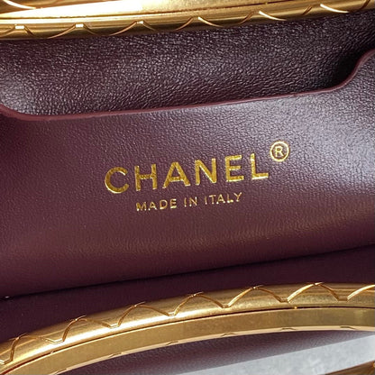 CC 24b Cluth 25cm Burgundy Lambskin