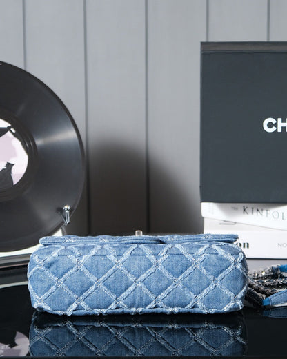 24S Flap Bag 25.5cm Blue Quilted Denim