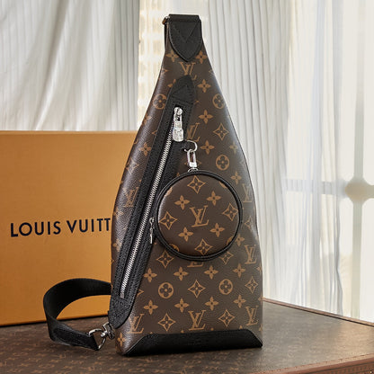 DUO CROSSBAG 42 IN BROWN MONOGRAM CANVAS