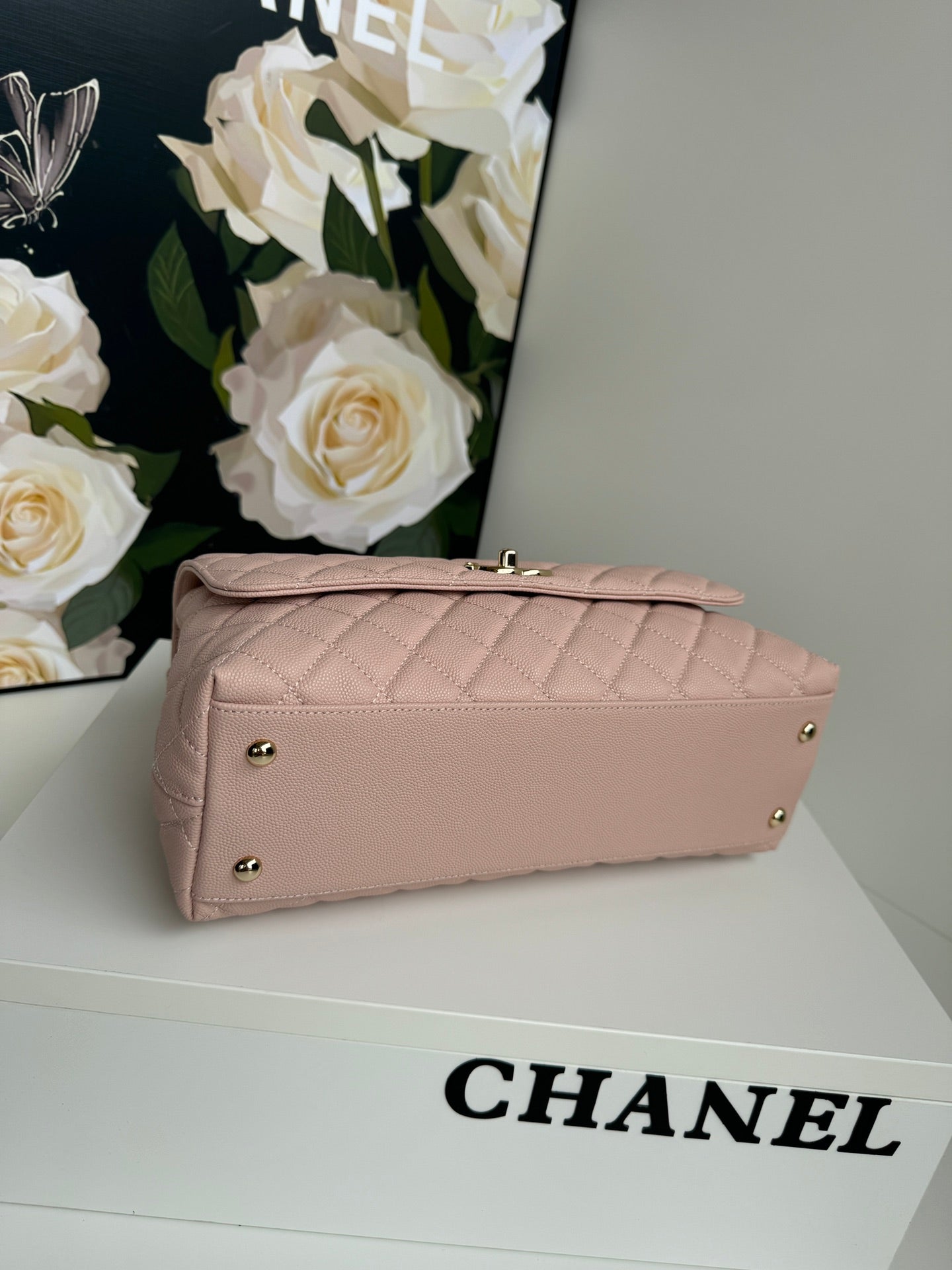 coco handle medium 29cm pink quilted caviar leather gold hardware