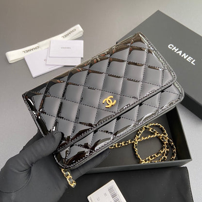 CC Woc 20cm Black Patent Calfskin Gold Hardware