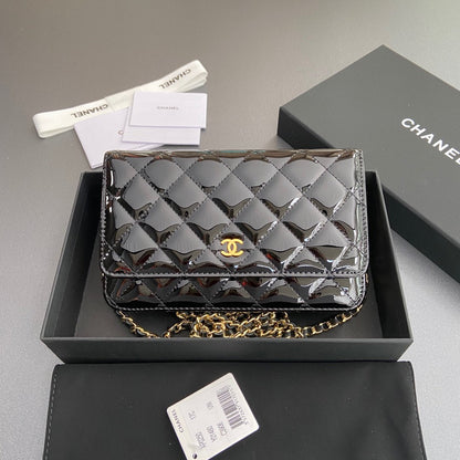 CC Woc 20cm Black Patent Calfskin Gold Hardware
