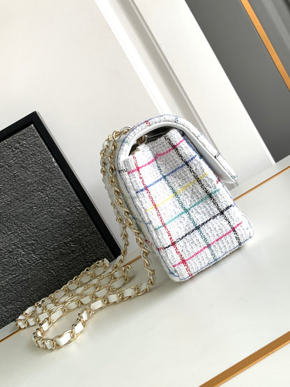 CC MEDIUM 25 FLAP BAG IN WHITE WOOL TWEED