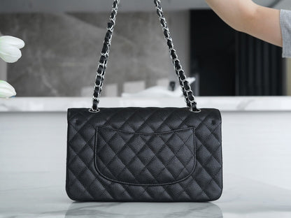 CLASSIC FLAP 25 BLACK CAVIAR SILVER HARDWARE