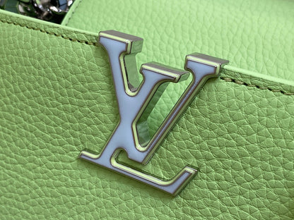 capucines mm 31.5 green taurillon leather turquoise silver hardware