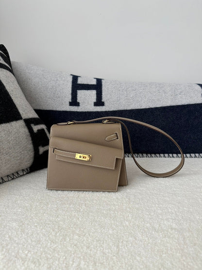 HM Kelly Desordre 20cm Etoupe Grey Epsom Gold Hardware