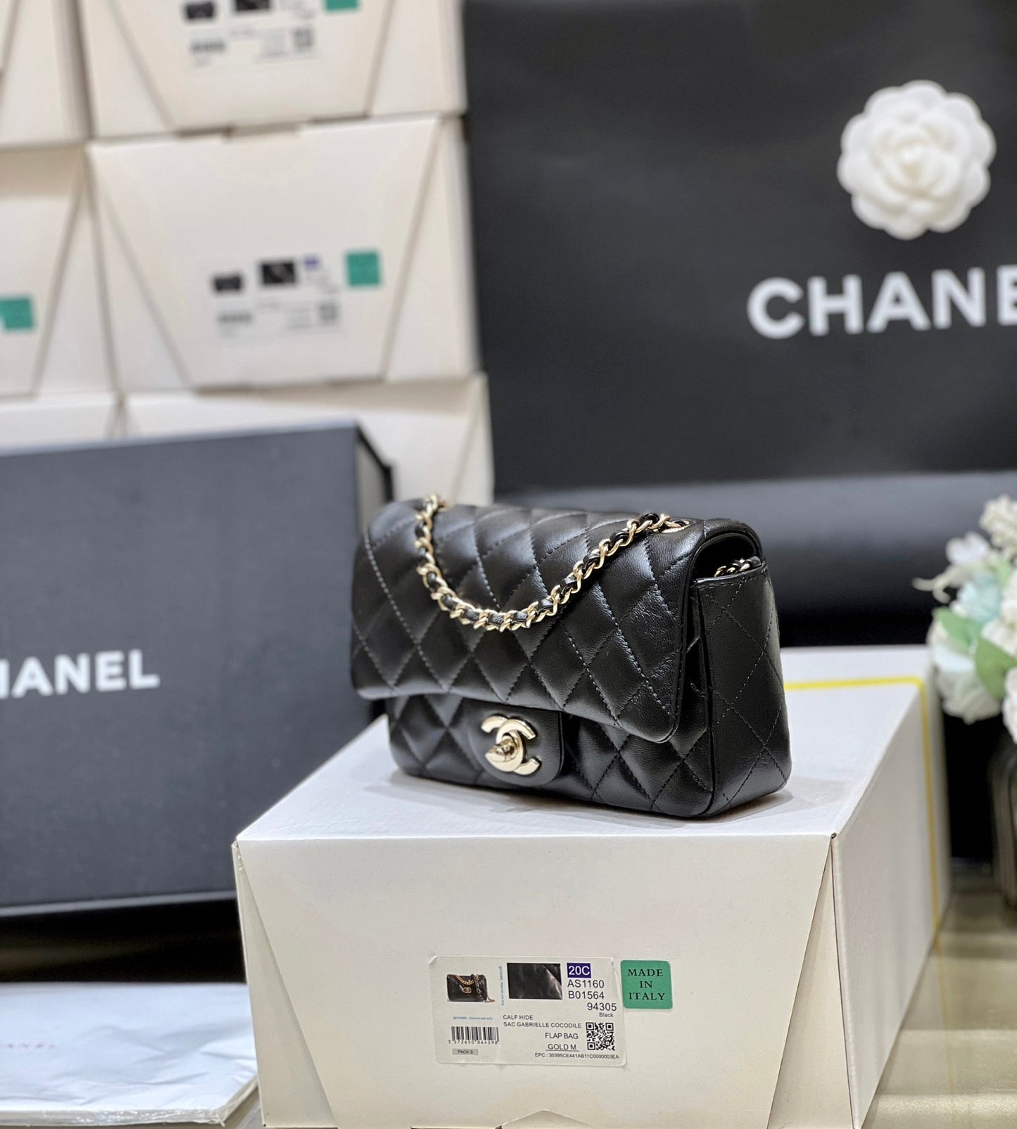 CC 24K Mini Flap Bag 18cm Black Lambskin Silver Hardware